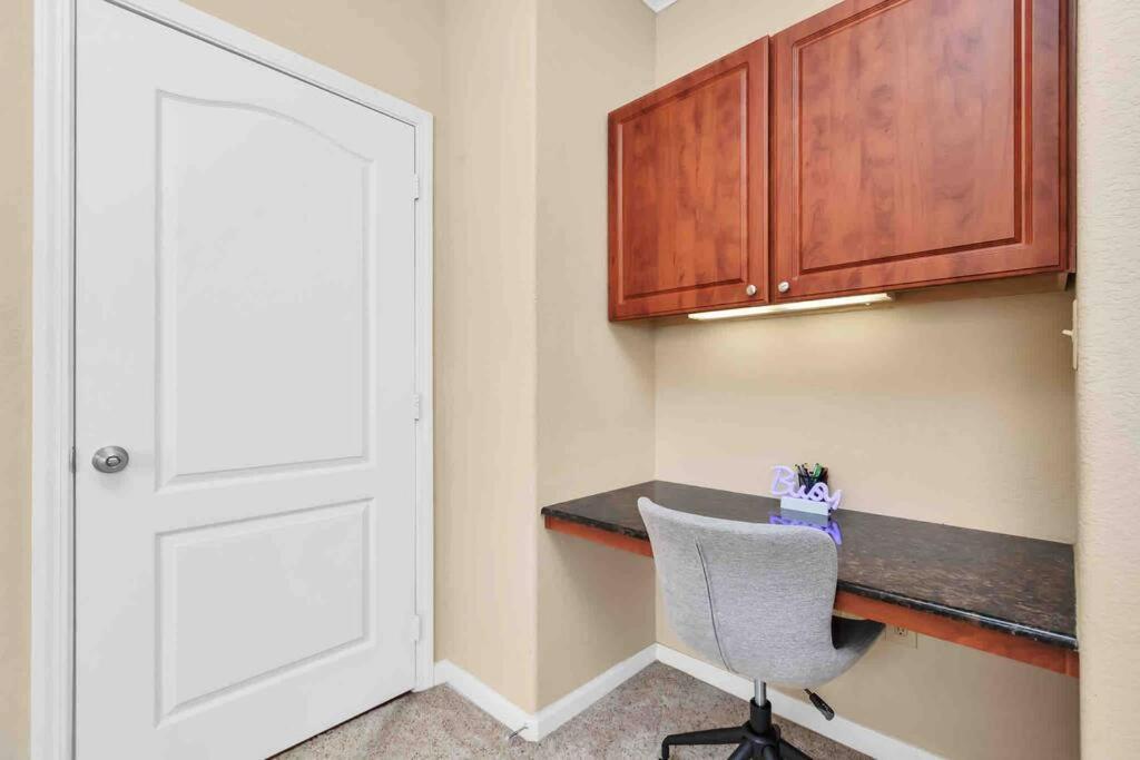 Modern Condo Near Texas Medical Center W Free Parking Houston Dış mekan fotoğraf