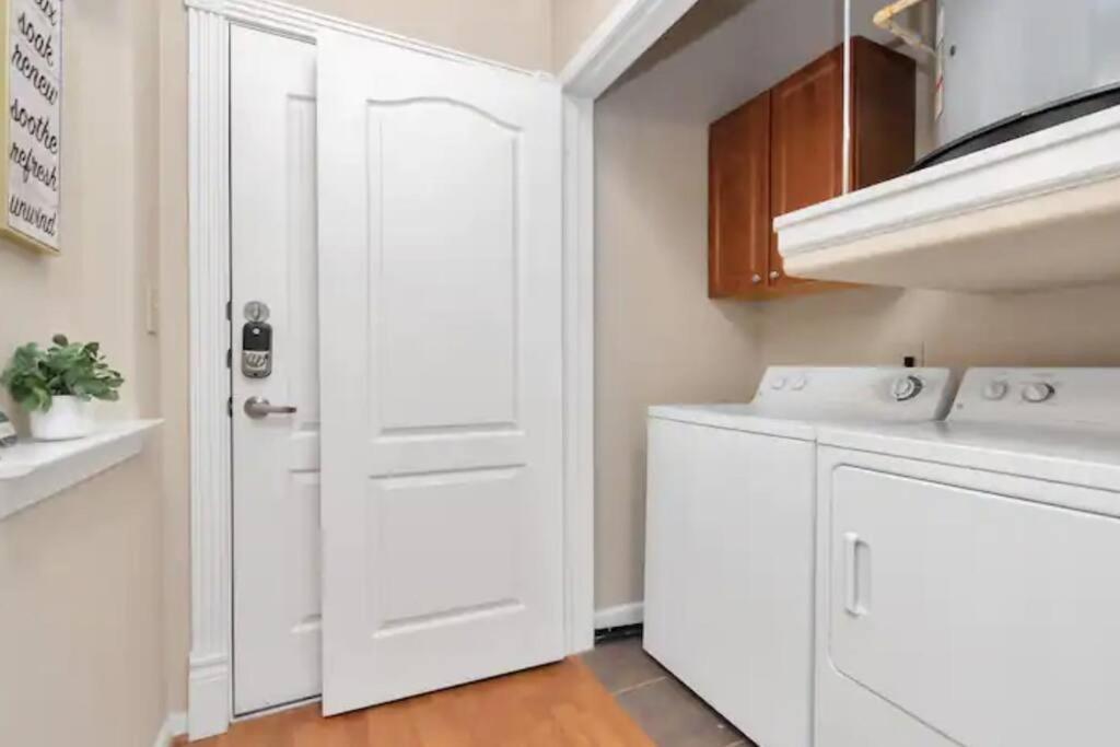 Modern Condo Near Texas Medical Center W Free Parking Houston Dış mekan fotoğraf